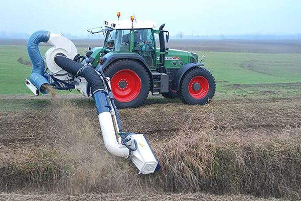 Brazo cortacésped con aspirador Tornado de Hymach