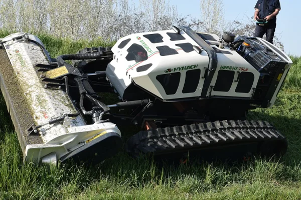Robot portaherramientas autopropulsado y teledirigido Hymach HERBHY 75 LE