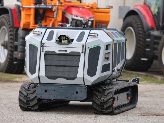 Robot portaherramientas autopropulsado y teledirigido Hymach HERBHY X75 (1)_1200x900